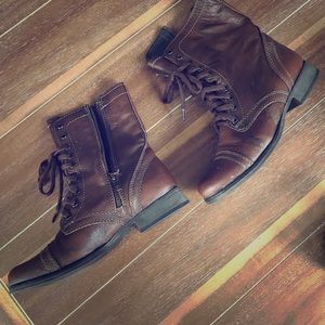 Steve Madden brown leather boots🤗